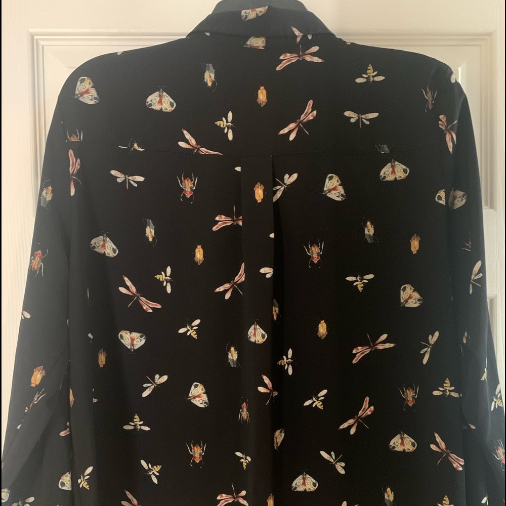 H&M Womens bug shirt, size 12.